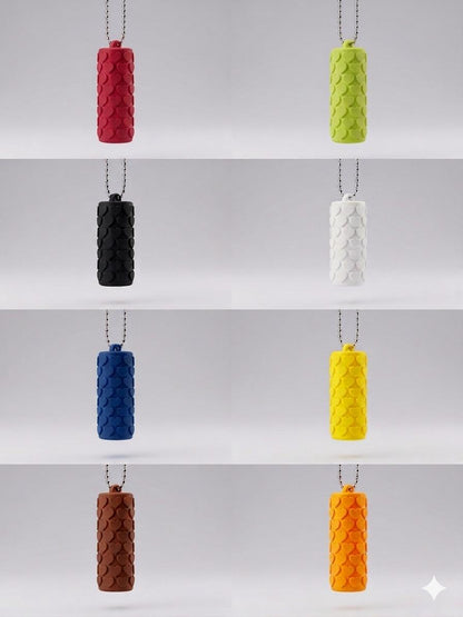 Varias cores com correntinha de bolinha, porta batom, porta chaves